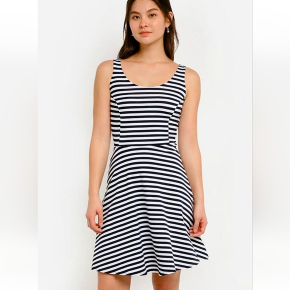 Halo Dresses & Skirts - Halo Black and White Striped Mini Dress Sz. L